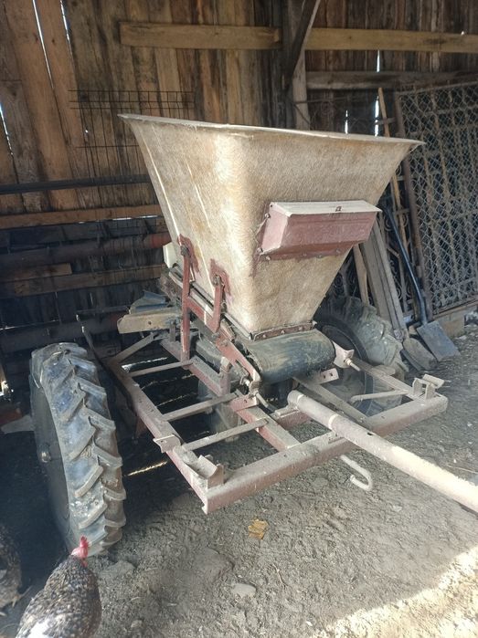 Rozsiewacz do nawozów