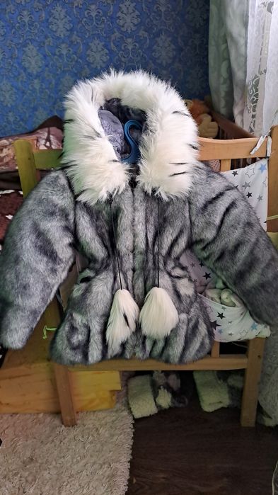 Дитяча шубка 28 розмір (104)