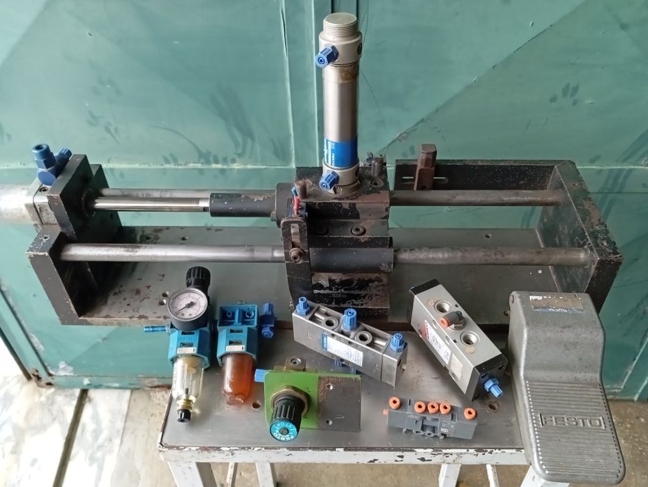 Cilindros Pneumáticos