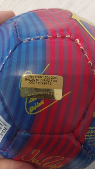 М'яч сувенірний Барселони з підписами команди