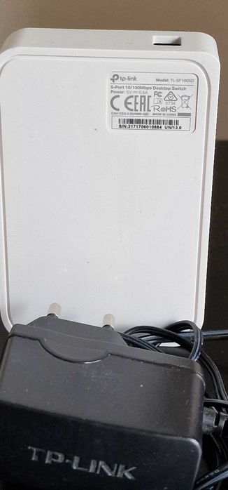 TP-Link 5-Port Hub in Brand-New Condition64550965624323124