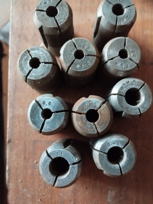 Цанга, разный диаметр.