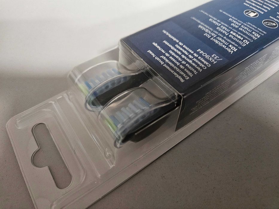 8 x końcówki Philips sonicare C3 - oryginalne HX9044/33 czarne i białe