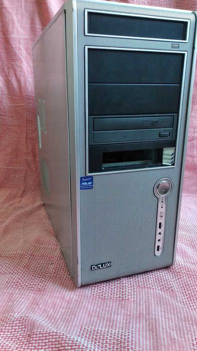 64 X2 5200+\M3N-HT Deluxe\4GB\80Gb