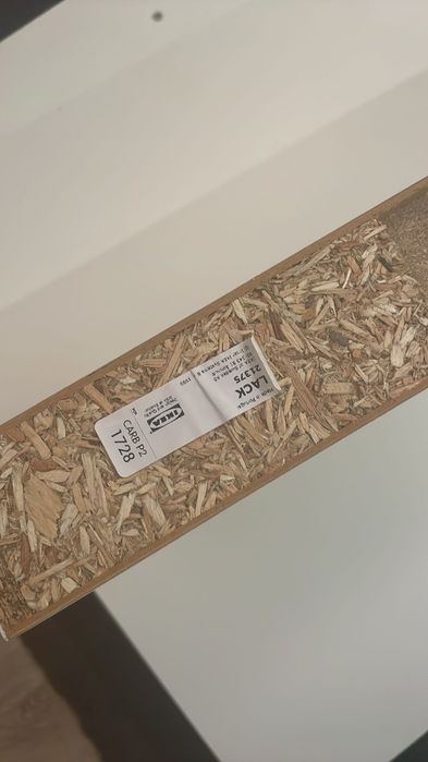 Prateleiras Ikea