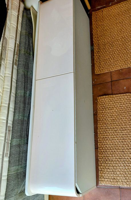 Móvel de casa de banho com lavatório