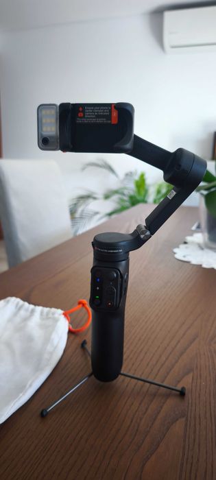 Hohem iSteady V3 Gimbal Stabilizer for Smartphone