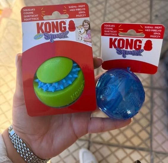 KONG Squeezz Goomz Ball Мʼяч для собак