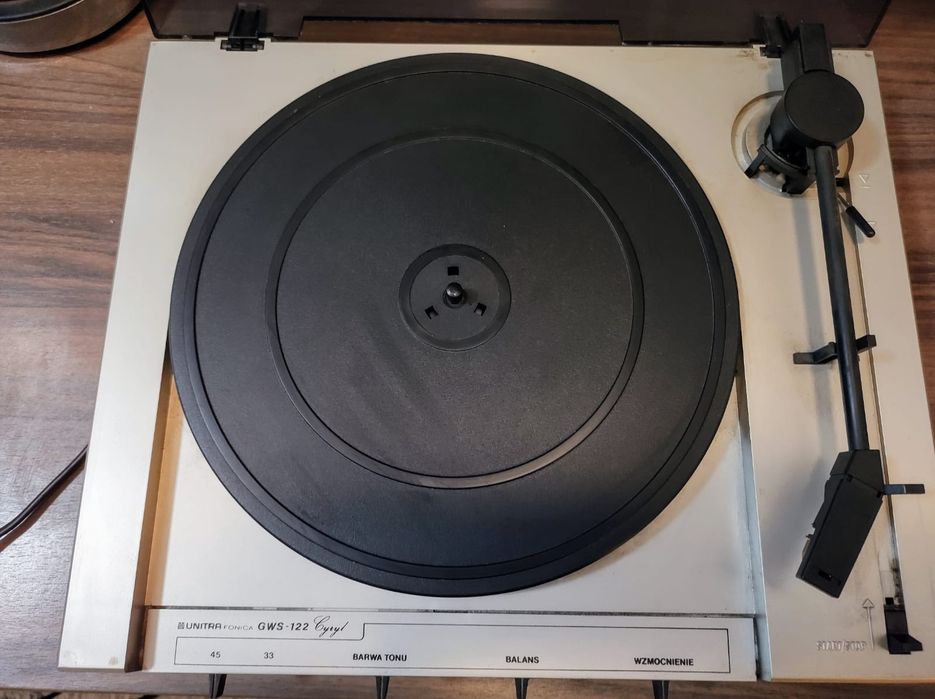 Gramofon UNITRA Cyryl