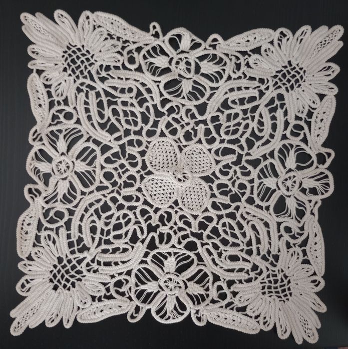 Vendo macramé para móveis64751794896898121
