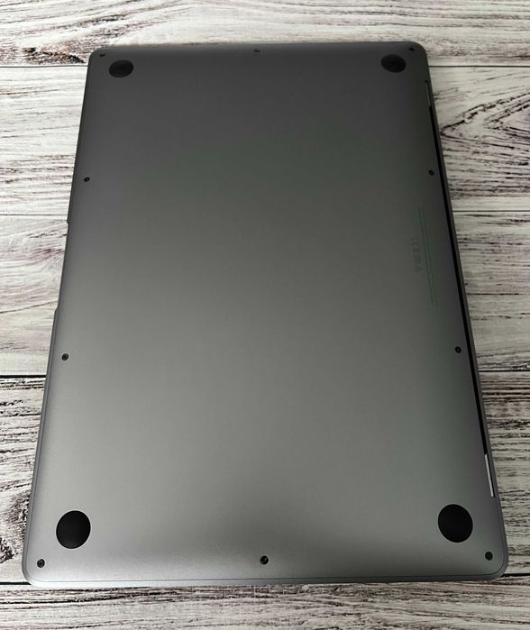 Apple Macbook Air 2020 M1 / 16Gb / SSD 256Gb