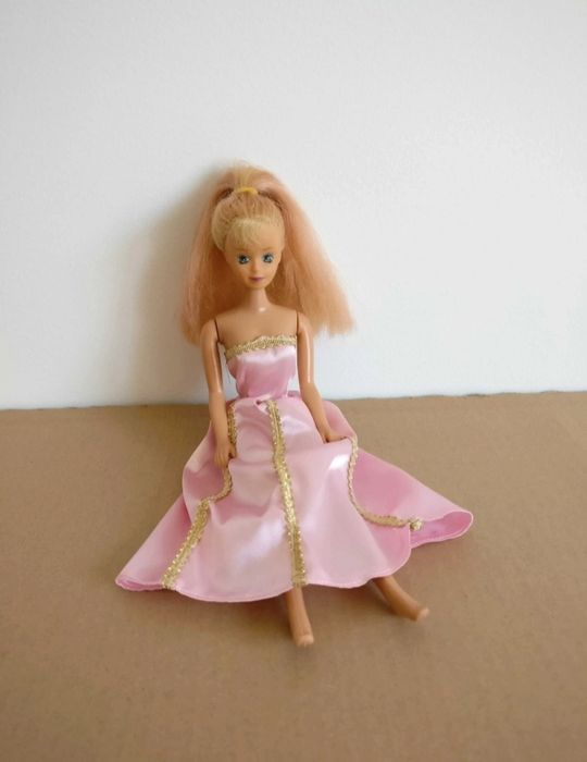 Boneca Barbie Princesa | Vestido cor-de-rosa