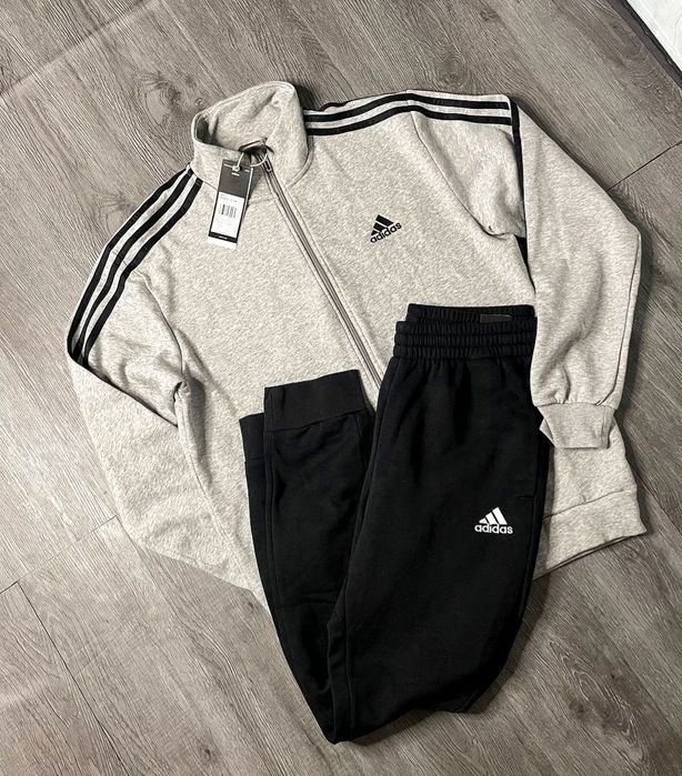 Оригінал 100% Спортивний костюм Adidas Sportswear Basic 3-Stripes French Terry(Утепленний)Розміри:S,L