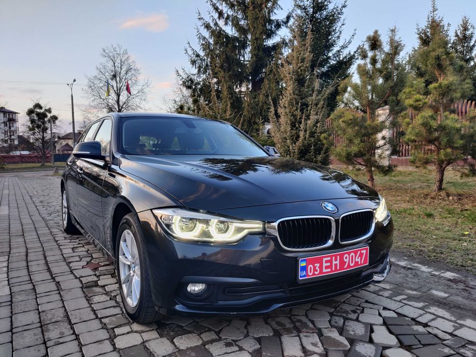 пасажирські перевезення легковим автомобілем на замовлення