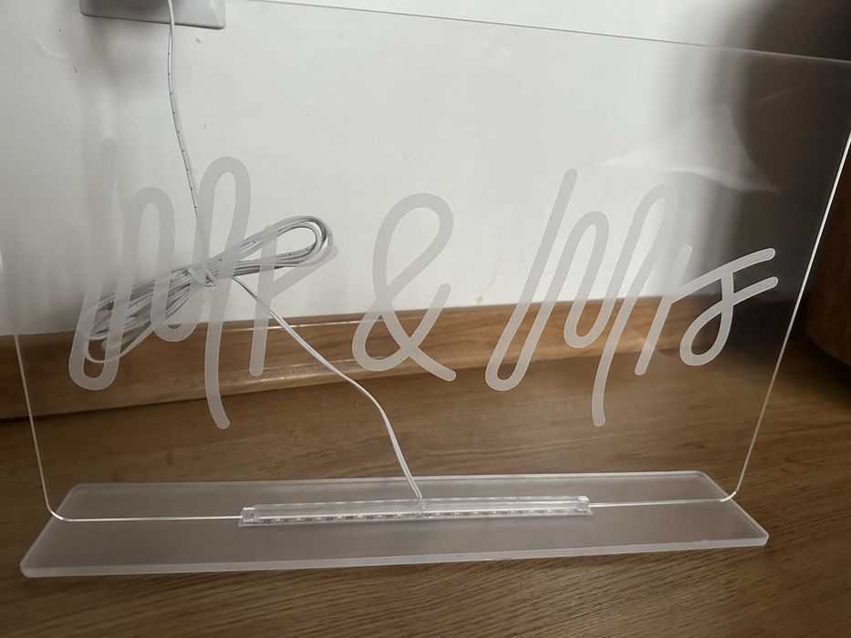 MR & MRS  napis neon do postawienia