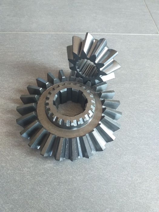 Koło zębate stożkowe Z11 prasy Carraro, Mascar