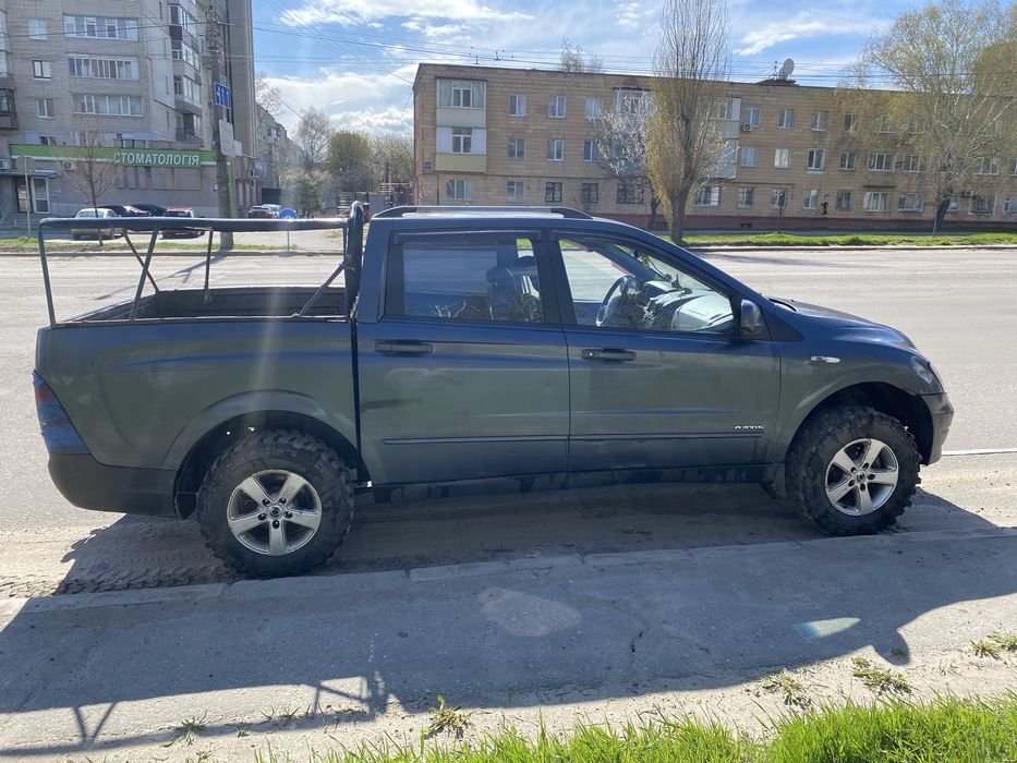 SsangYong Actyon Sports  2.0 дизель пикап джип рамный полный привод 4х4