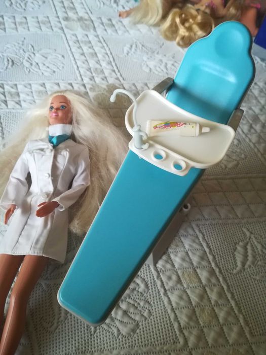 Boneca Barbie Dentist blonde de 1997
