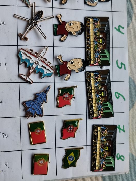 Pins do Cristiano e Messi e outros