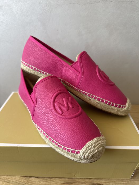 Mickhael Kors us9( розмір 39)