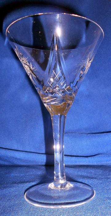copos de cristal lapidados à mão