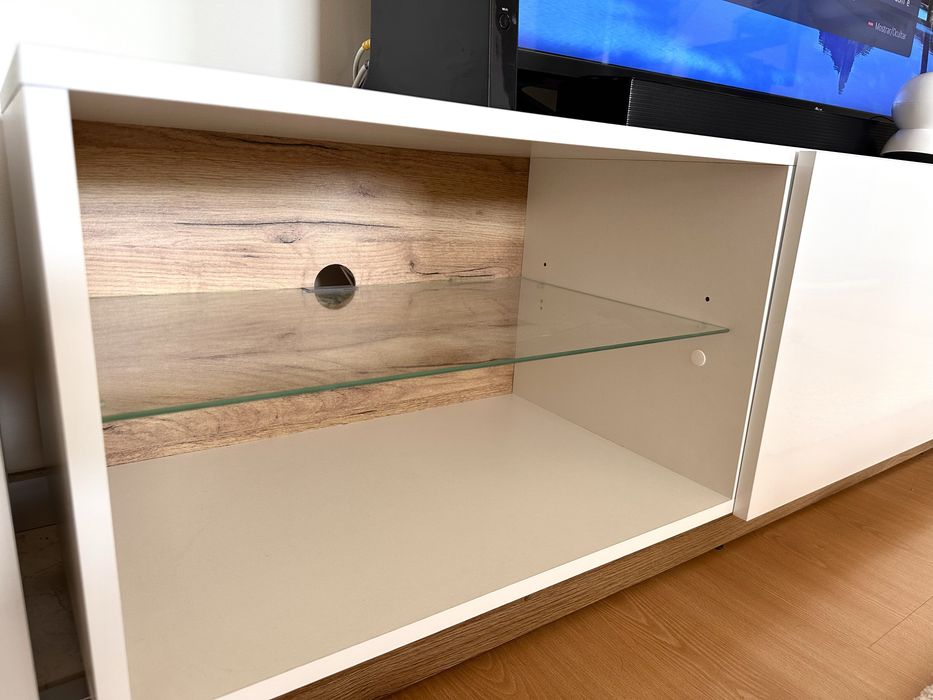 Móvel TV branco brilhante e carvalho 187cm novo