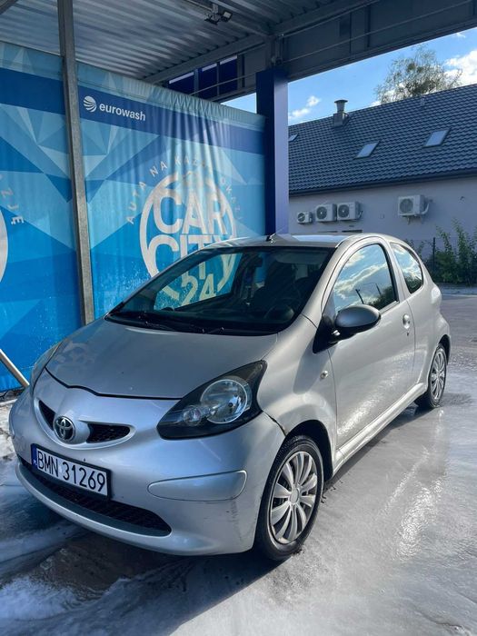 Toyota Aygo 1.0 – Zwinne, oszczędne i tanie w utrzymaniu