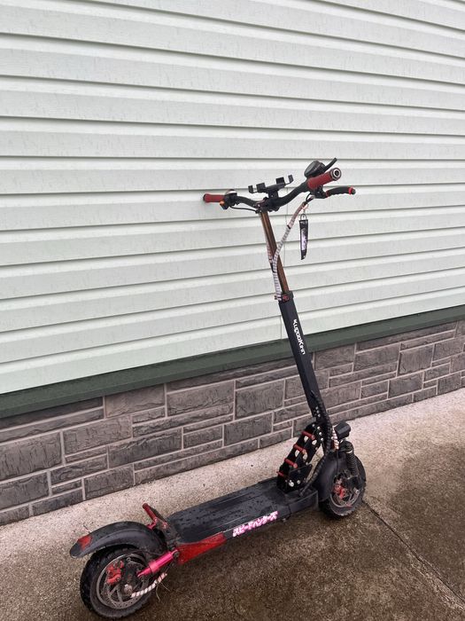 електро самокат kugo m4 pro