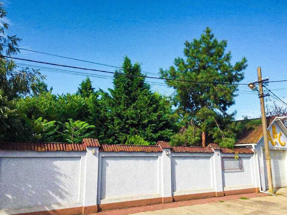 ПРОДАМ КОТЕДЖ, ЖИТЛО, БІЗНЕС між двома термальними курортами!!!