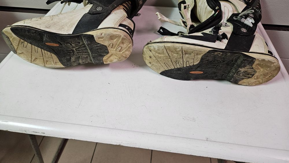 Buty Cross  Forma  45 zapraszam