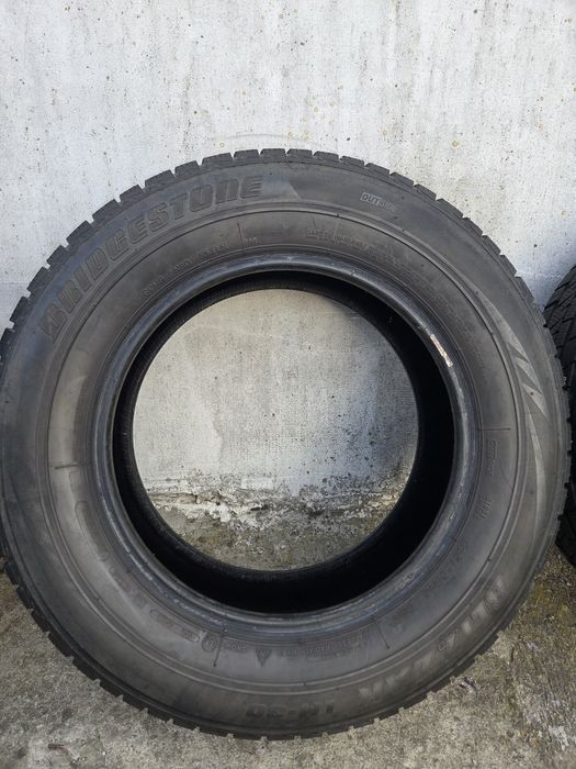 Opony zimowe 215/65/r16