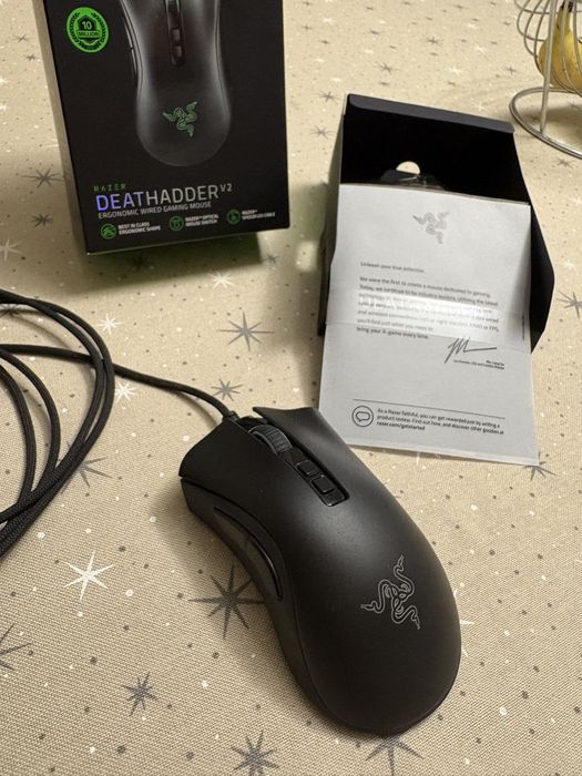 Rato Razer Deathadder V2