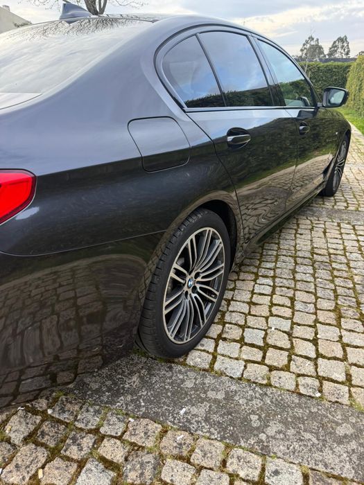 BMW 520d Pack M Mild Hybryd foto 5