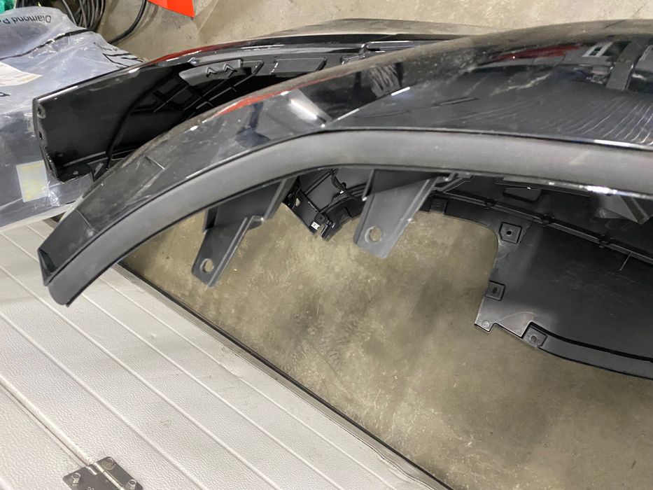 Бампер на volkswagen id 4 Зборі