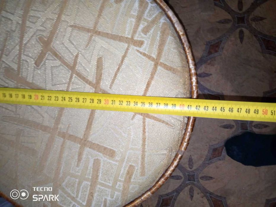 Стілець плетений з лози