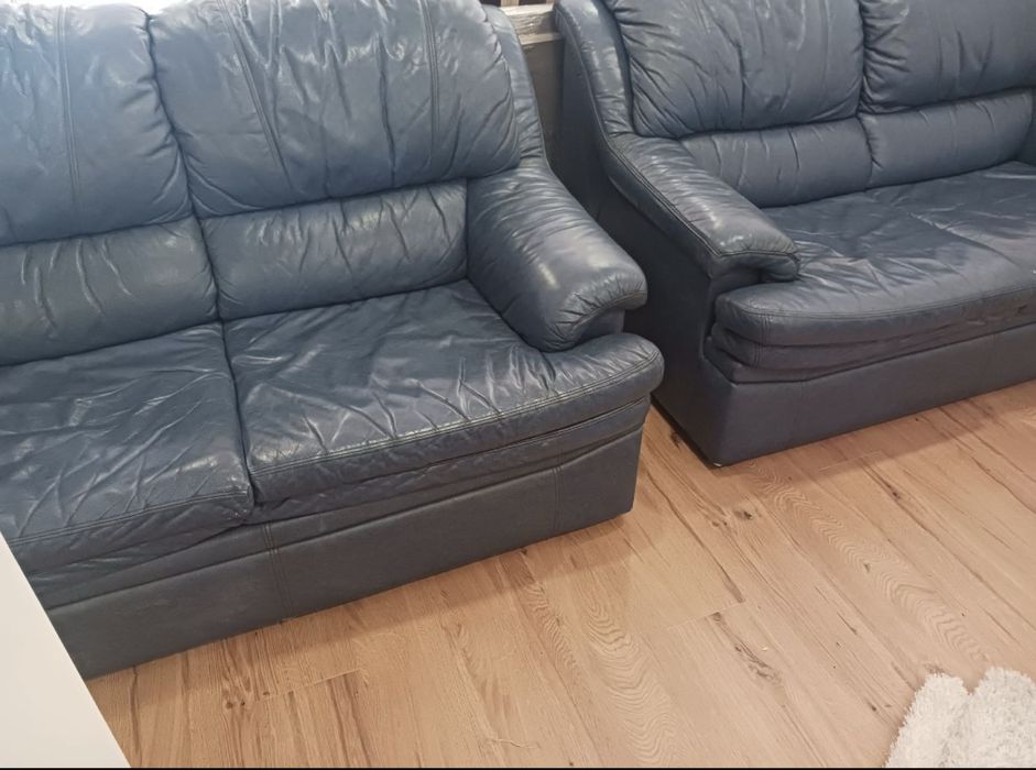 Vendo Sofas de Sala em Couro Azuis