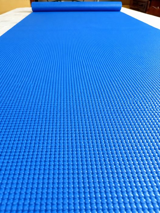 Tapete de yoga e fitness  apenas