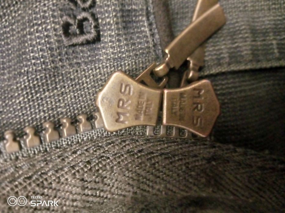 Продам ветровку Barbour