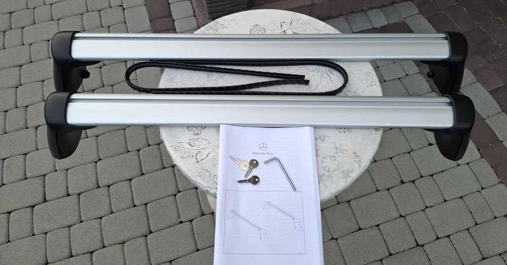 Nowy Oryginalny Bagażnik Dachowy Mercedes A W177 Belki Relingi Poprzeczki Thule