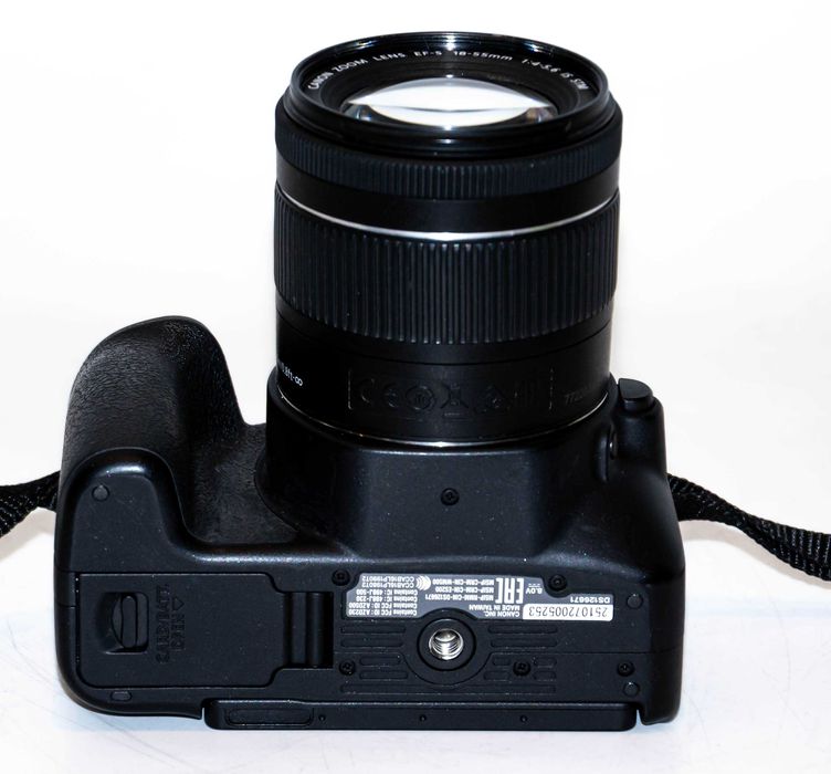 Canon EOS 200D + 18-55mm IS STM 24.2Mpix 24 TYŚ