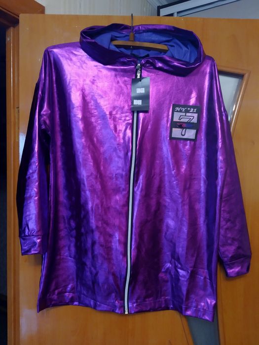 Продам літню яскраву зіпку