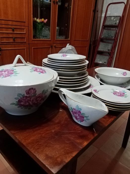 Столовый сервиз Дулево