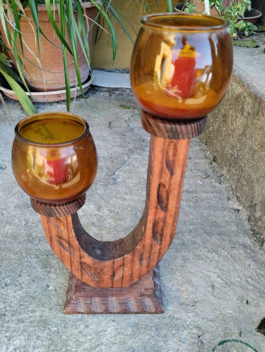 Castiçal de madeira