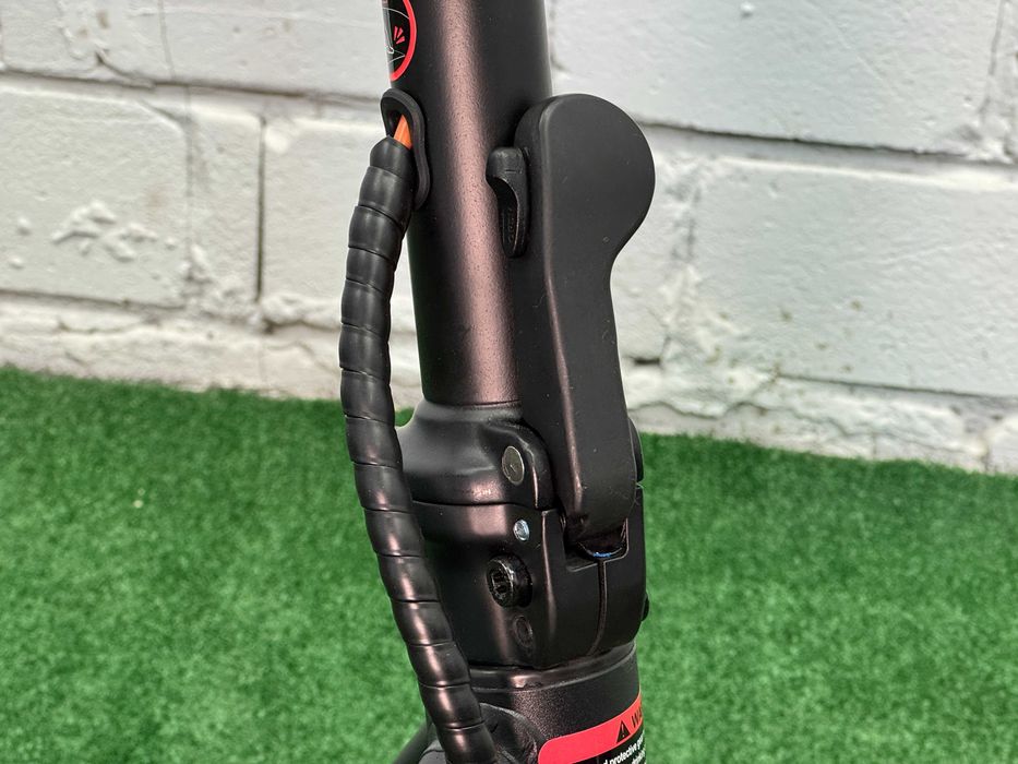 САМОВИВІЗ, Електросамокат X-Boost Scooter 09 PRO 600W, Ємність Батареї 15Ah, Швидкість 40 км/год, Електросамокати