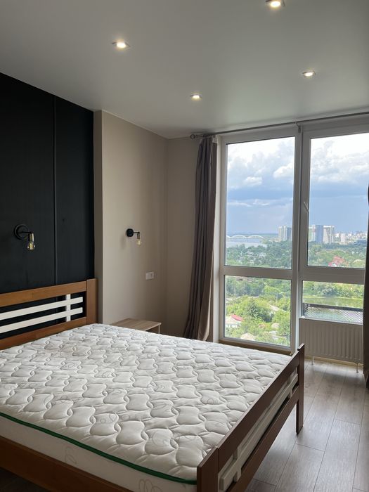Здам квартиру 40м² біля метро Славутич