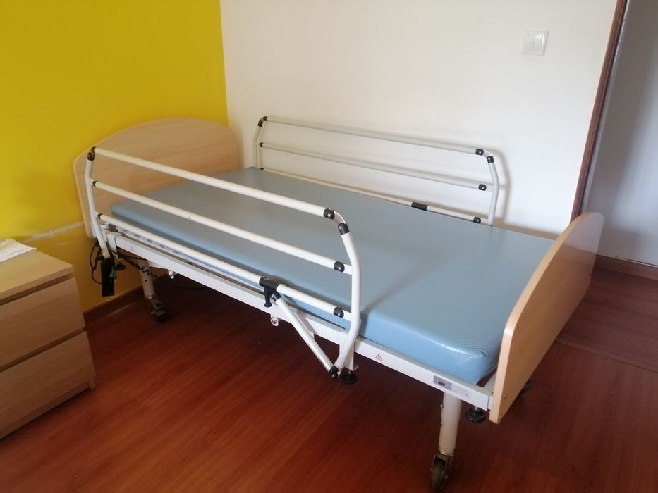 Camas Geriatricas articuladas eléctricas