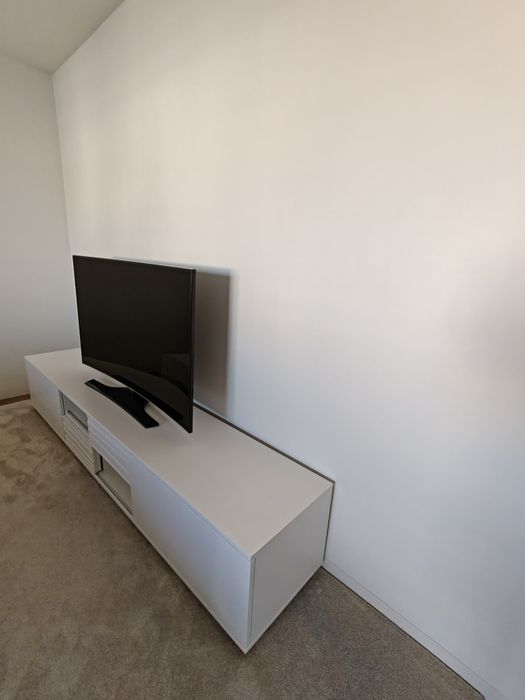 Móvel de televisão 45x45x240
