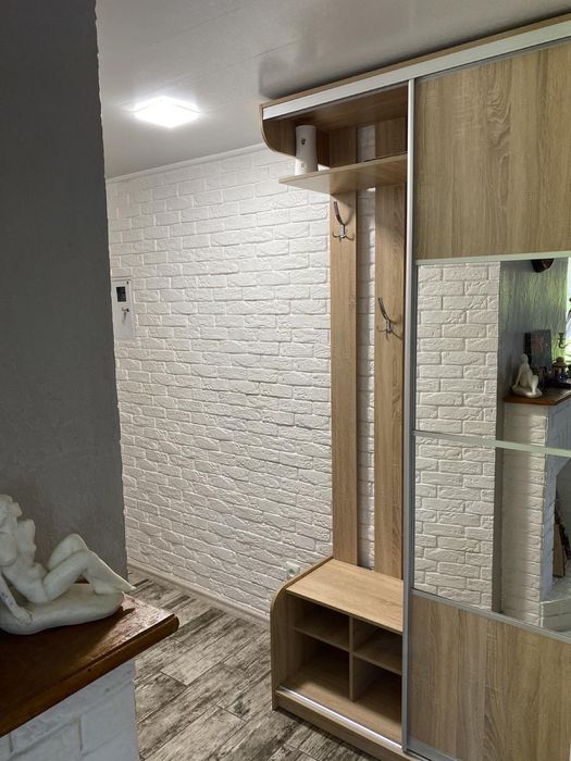 Продам 1 кім квартиру Центр