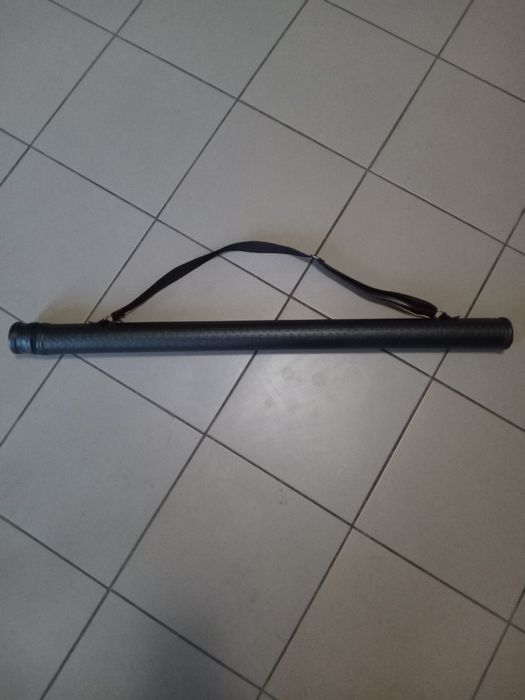 Бильярдный кий с тубусом.