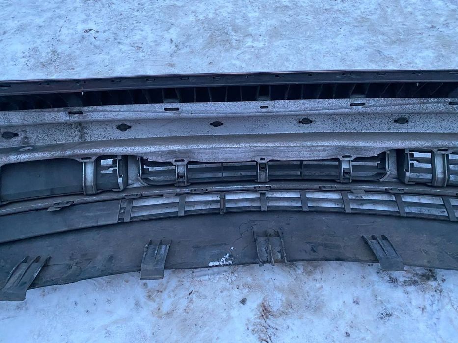 Бампер передній  ауді а6 с4 audi a6 c4 ауди